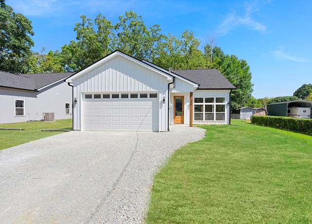 Property at 309 W Linden Ave, Hohenwald, TN 38462, 3 beds, 2 baths