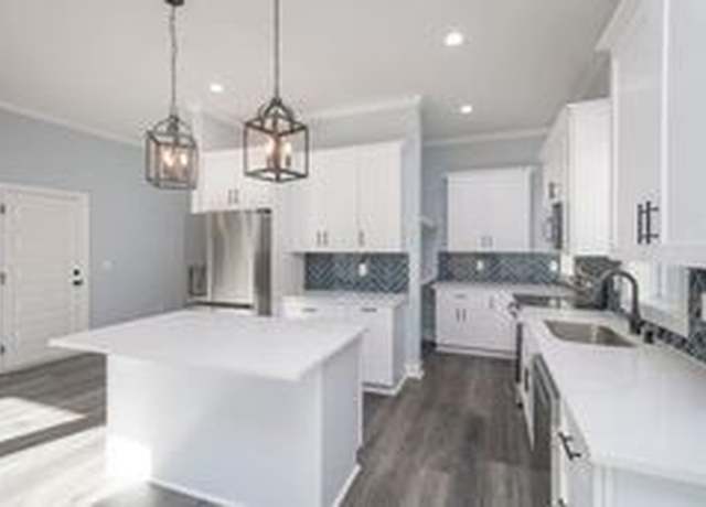 Property at 4349 Goins Rd, Nashville, TN 37211, 5 beds, 3.5 baths