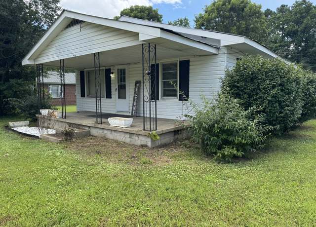 Property at 605 Tullahoma Hwy, Estill Springs, TN 37330, 3 beds, 1 bath