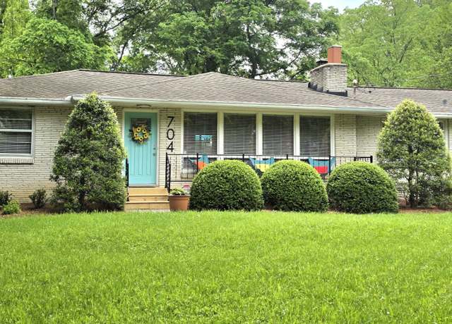 Property at 704 Vantrease Rd, Madison, TN 37115, 4 beds, 2.5 baths