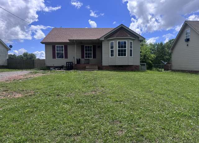 Property at 1202 Carol Dr, Oak Grove, KY 42262, 3 beds, 2 baths