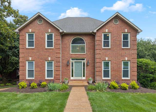 Property at 2709 N Highlands Dr, Nashville, TN 37221, 4 beds, 2.5 baths