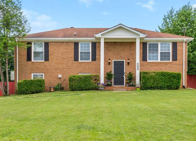 Property at 1602 Northridge Ct, Clarksville, TN 37042, 3 beds, 3 baths