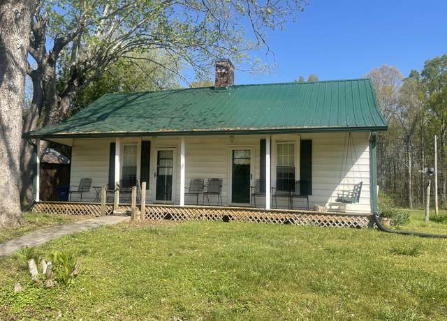Property at 312 Neal St, Huntland, TN 37345, 3 beds, 1 bath