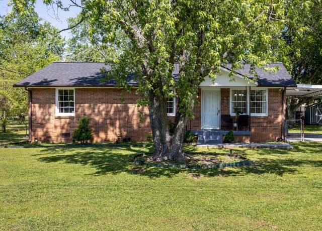 Property at 6721 Keystone Dr, Murfreesboro, TN 37129, 3 beds, 2 baths