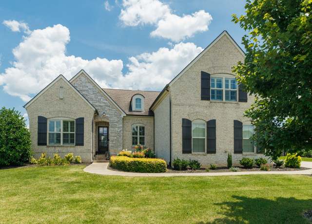 Property at 2720 Hatteras Ct, Murfreesboro, TN 37129, 4 beds, 4 baths