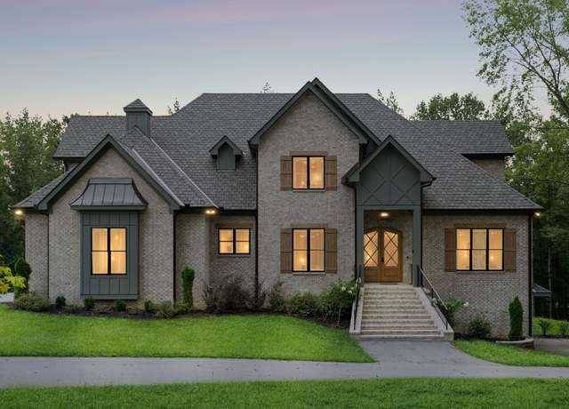 Property at 655 Flippen Rd, Lebanon, TN 37087, 4 beds, 5.5 baths