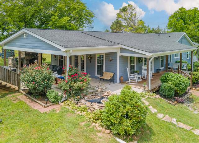 Property at 2936 Greens Mill Rd, Spring Hill, TN 37174, 3 beds, 2.5 baths