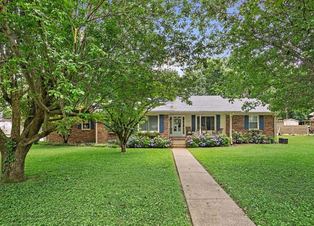 Property at 509 Iris Ave, Murfreesboro, TN 37128, 3 beds, 2 baths