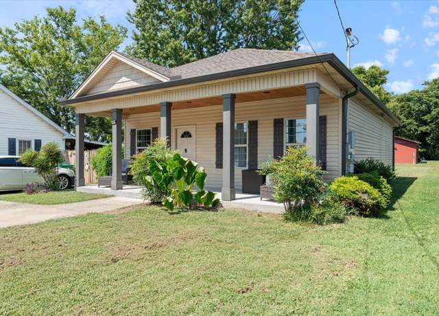 Property at 407 Coles Ferry Pike, Lebanon, TN 37087, 2 beds, 2 baths