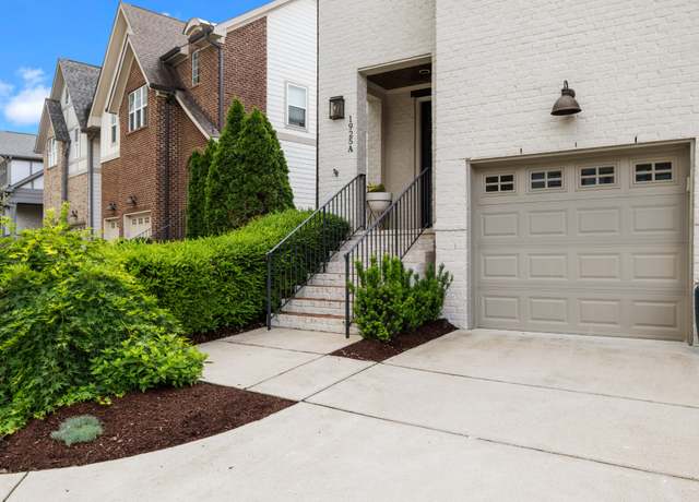 Property at 1925A Warfield Dr, Nashville, TN 37215, 5 beds, 3.5 baths