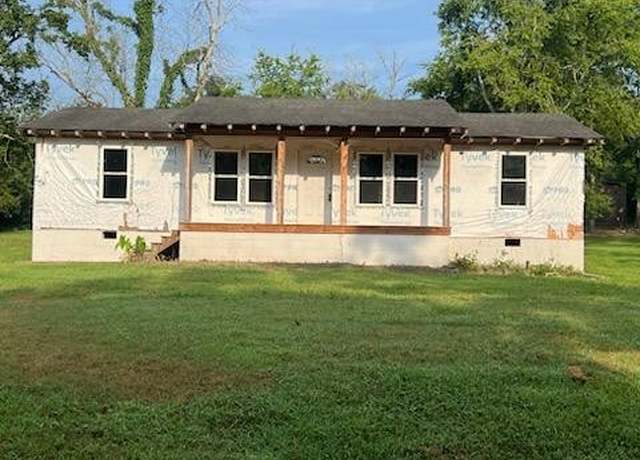 Property at 540 W Carver Ln, Mount Juliet, TN 37122, 4 beds, 2 baths