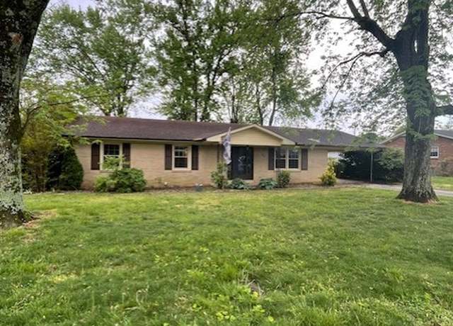 Property at 705 7th St, Lawrenceburg, TN 38464, 3 beds, 1.5 baths