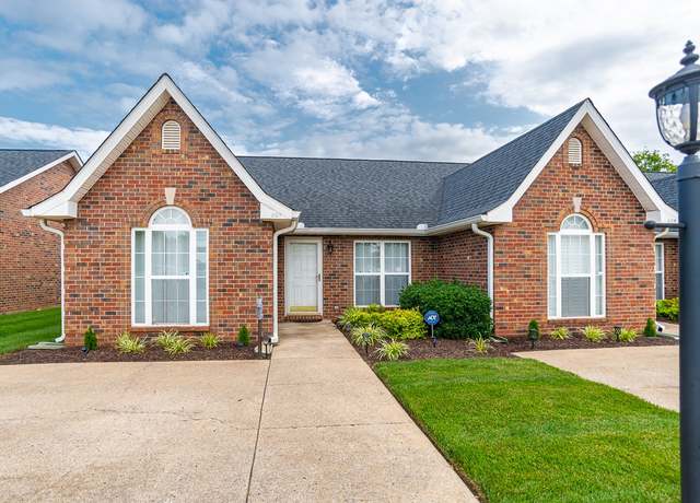 Property at 627 E Lane St, Shelbyville, TN 37160, 3 beds, 2 baths