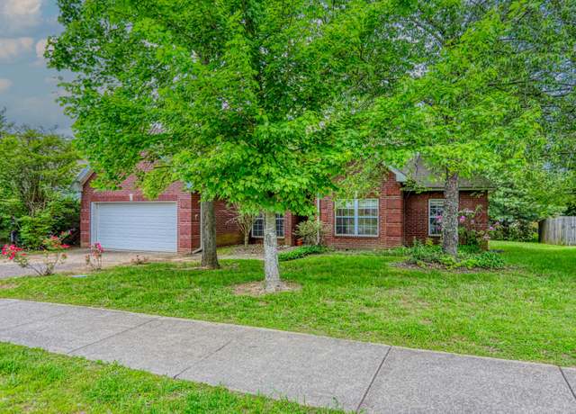 Property at 221 Foster Dr, White House, TN 37188, 3 beds, 2 baths