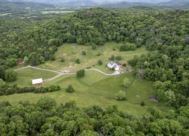 Property at 1036 Reed Hollow Rd, Readyville, TN 37149, 4 beds, 2.5 baths