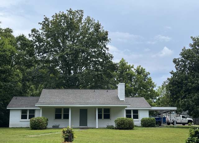 Property at 1448 Williams Hollow Rd, Pulaski, TN 38478, 3 beds, 2 baths
