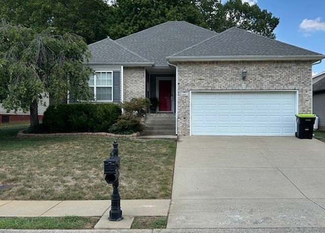 Property at 2645 Alex Overlook Way, Clarksville, TN 37043, 3 beds, 2 baths