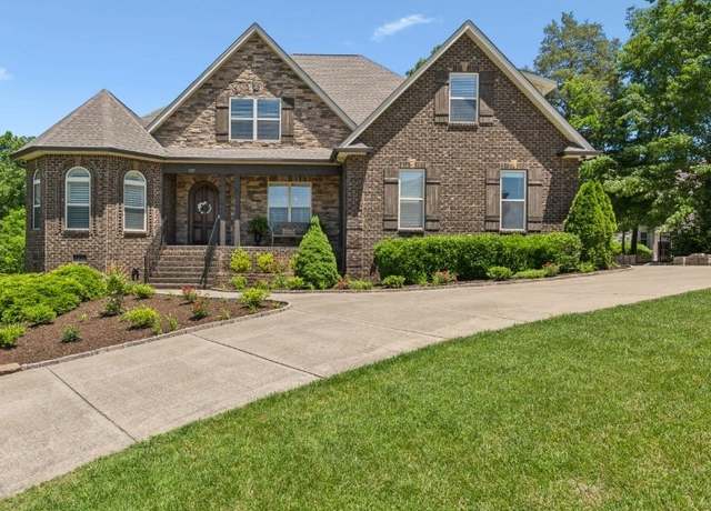 Property at 110 Augusta Dr, Mount Juliet, TN 37122, 4 beds, 3 baths