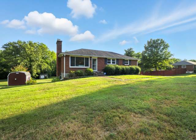 Property at 904 Woods Lake Dr, Madison, TN 37115, 3 beds, 2 baths
