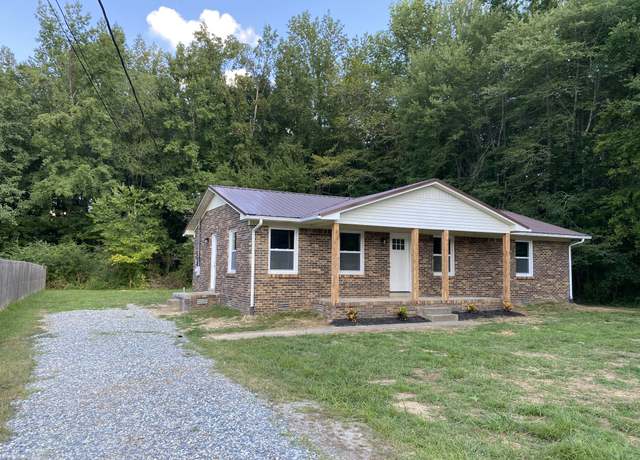 Property at 260 Wesley Chapel Rd, Lawrenceburg, TN 38464, 3 beds, 1.5 baths