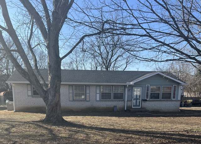Property at 703 Shoma Dr, Shelbyville, TN 37160, 3 beds, 1 bath