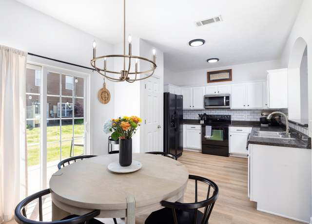 Property at 1320 Crown Point Pl, Nashville, TN 37211, 3 beds, 2.5 baths