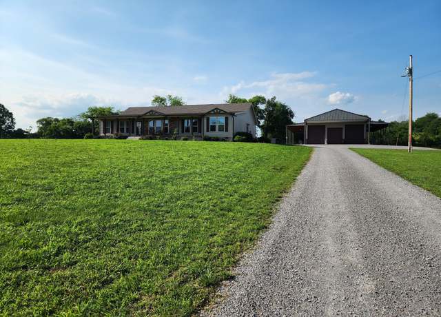 Property at 780 Storytown Rd, Hartsville, TN 37074, 4 beds, 3.5 baths