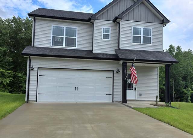 Property at 1204 Boulder Pass Rd, Clarksville, TN 37040, 3 beds, 2.5 baths
