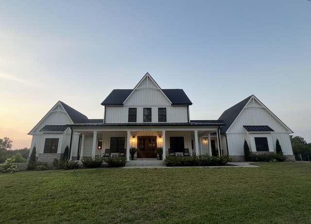 Property at 3255 Harris Cir, Palmyra, TN 37142, 5 beds, 3.5 baths