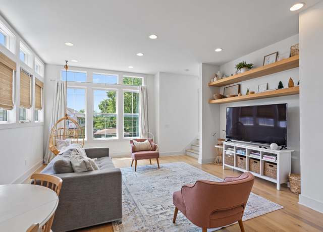 Property at 1027 E Trinity Ln #5, Nashville, TN 37216, 3 beds, 3.5 baths