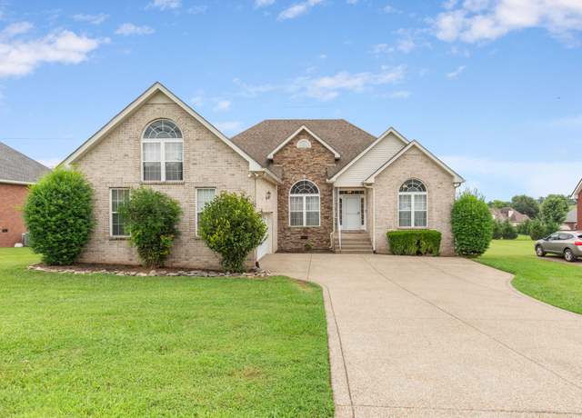 Property at 1008 Rhett Pl, Lebanon, TN 37087, 4 beds, 2 baths