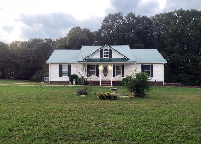 Property at 535 Darbytown Rd, Hohenwald, TN 38462, 3 beds, 2 baths