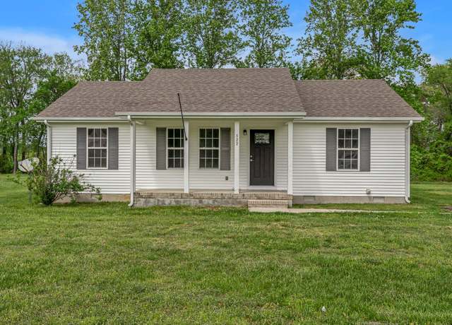 Property at 322 E Airport Dr, Mcminnville, TN 37110, 3 beds, 2 baths