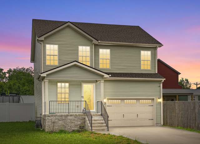 Property at 305 Peterson Ln, Clarksville, TN 37040, 3 beds, 2.5 baths
