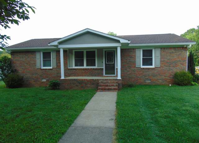 Property at 1556 Sandy St, Lewisburg, TN 37091, 3 beds, 2 baths