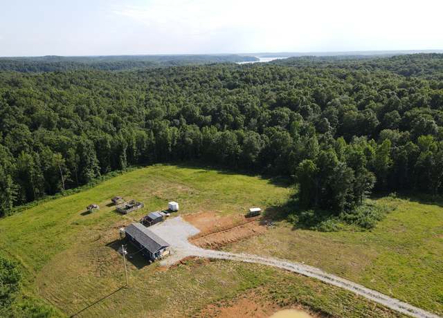 Property at 124 Mathis Cemetery Rd, Stewart, TN 37175