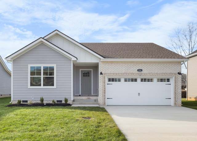 Property at 135 Anderson Pl, Clarksville, TN 37042, 3 beds, 2 baths