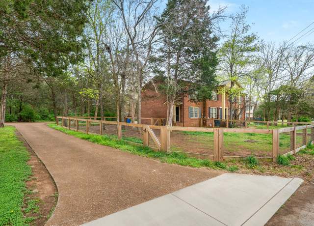 Property at 733 Holder Dr, Nashville, TN 37217, 2 beds, 1.5 baths