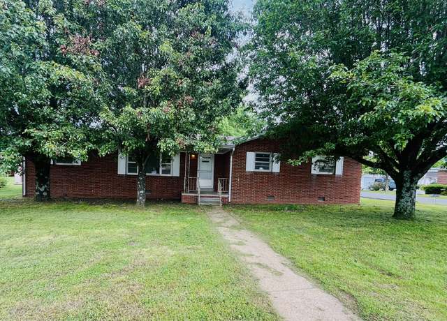 Property at 999 Mill St, Pulaski, TN 38478, 3 beds, 2 baths