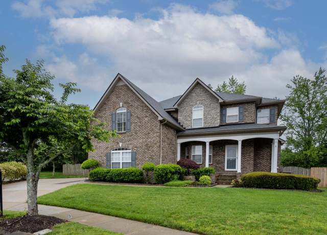 Property at 336 Foundry Cir, Murfreesboro, TN 37128, 4 beds, 2.5 baths