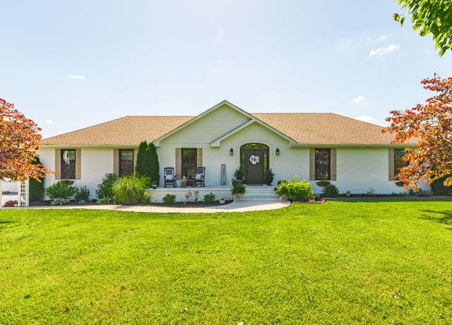 Property at 728 Greenfield Ln, Castalian Springs, TN 37031, 3 beds, 2 baths