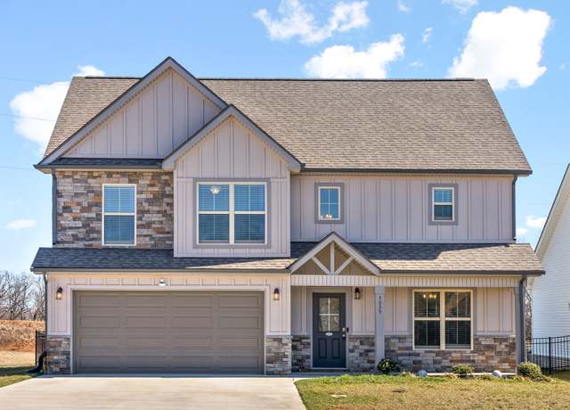 Property at 3035 Fort Sumter Dr, Clarksville, TN 37042, 4 beds, 2.5 baths
