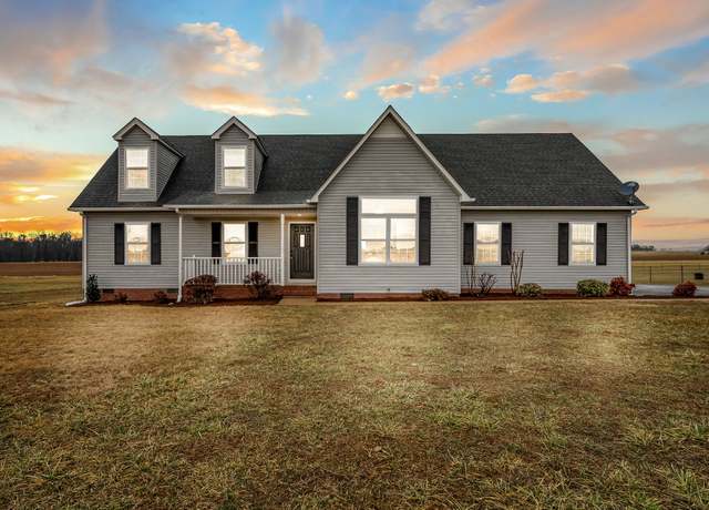 Property at 2778 Ashwood Rd, Columbia, TN 38401, 4 beds, 3 baths