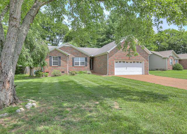 Property at 2902 Crenshaw Ct, Spring Hill, TN 37174, 3 beds, 2 baths