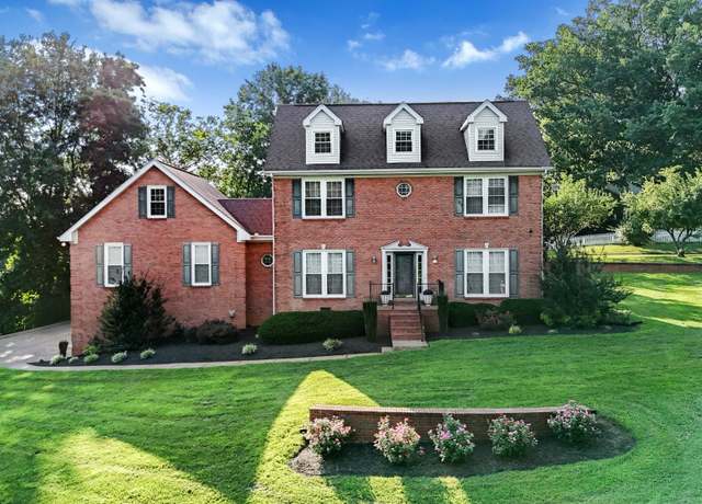Property at 1903 Palmer Dr, Springfield, TN 37172, 4 beds, 3.5 baths
