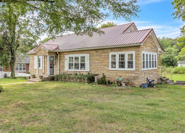 Property at 1500 Ohio Ave, Etowah, TN 37331, 3 beds, 2 baths