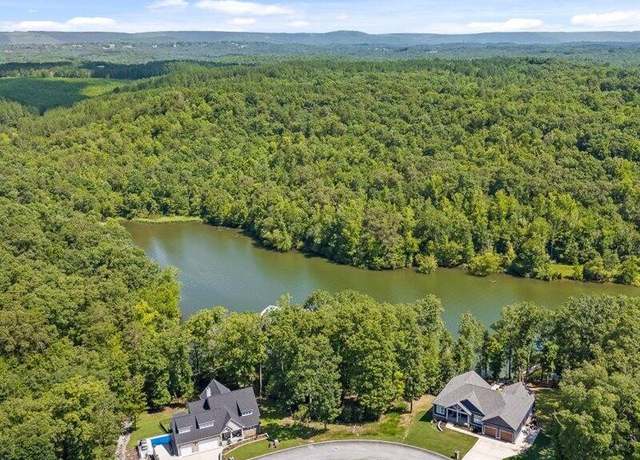 Property at 15887 Channel Pointe Dr, Sale Creek, TN 37373