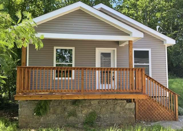 Property at 1200 Mcdonald St, Fayetteville, TN 37334, 2 beds, 1 bath