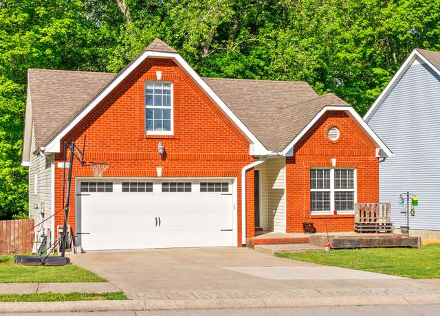 Property at 309 David Dr, Clarksville, TN 37040, 3 beds, 2 baths